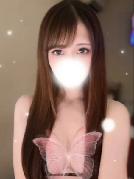 一条 せりなの写真